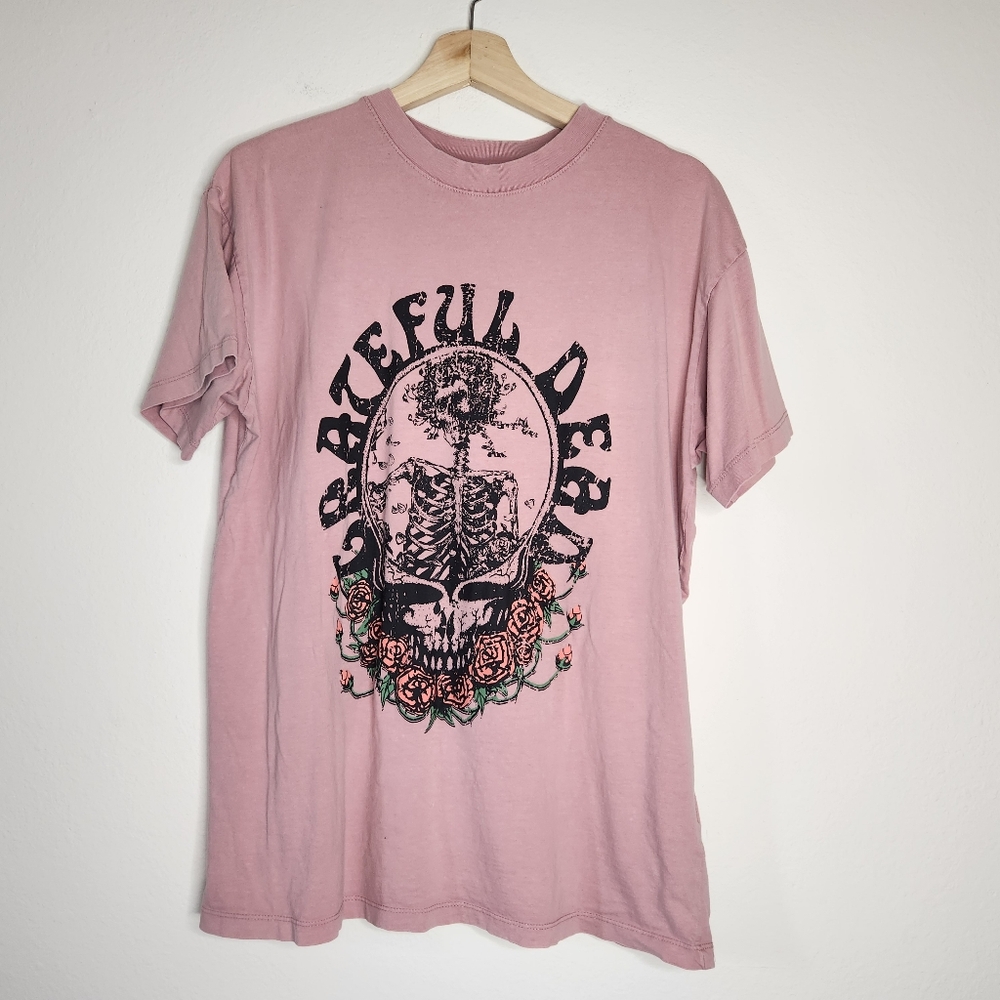 Grateful Dead Womens Small Boyfriend Fit Pink Skull Roses Short Sleeve Shirt